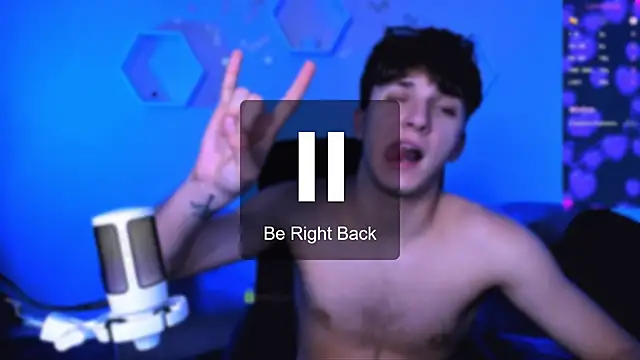 travis_wolf_ live webcam from Sex Land on Ufotopia – Live Cams & Video Chat