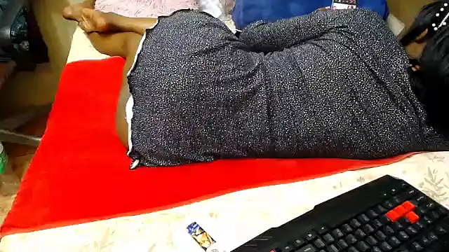 SexyDynamitexxx webcam