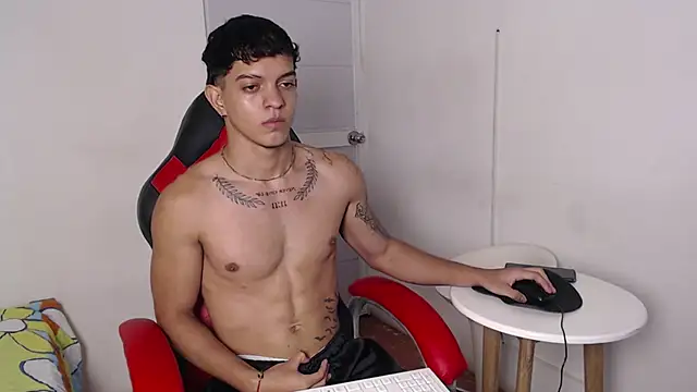 noah_cole_ webcam