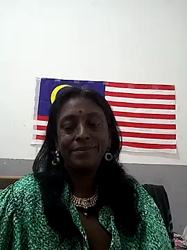 mamakarma1403 webcam