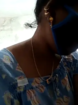 MaaliiiPonuTamil webcam