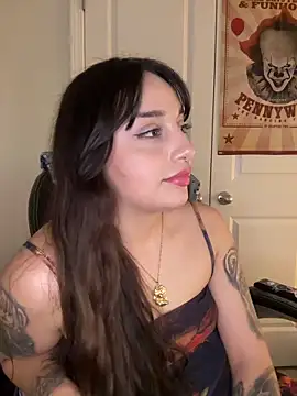 CharmingMaddie webcam