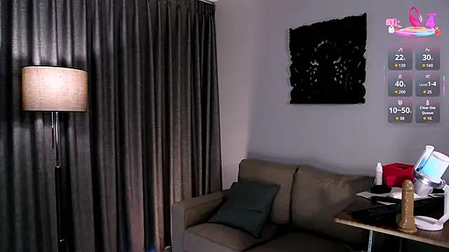 AliceeBoom live cam screenshot female on Bagaboante — Live Sex Chat & Cams