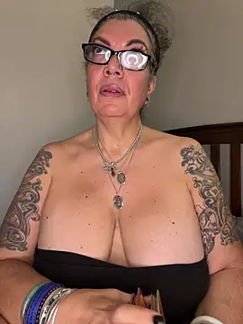 dieseldame1313 webcam