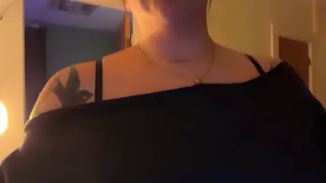 Pumpkin_bunny webcam