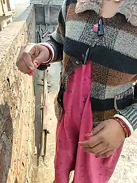 COUPLLE_VILLAGE webcam