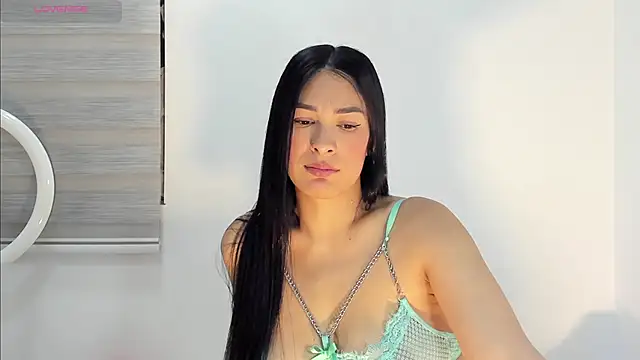 bella_hadid1_ webcam