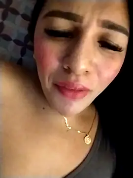 Yourbabyshane webcam