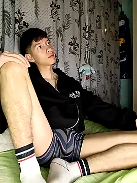 heyy_noah11 (M twink) - Dance hot naked 🤤