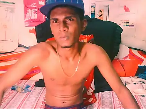 IndianThuggin webcam