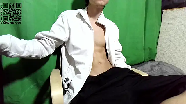 LovelyOwner_com webcam