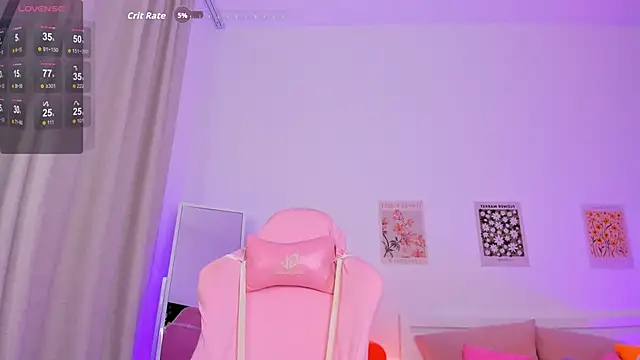 EllieNextDoor webcam