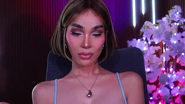 xxforyoureyesonlyxx webcam