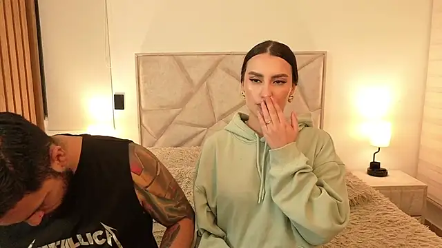 teseo_and_afroditha_ webcam