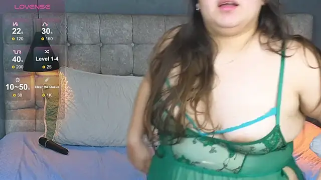 Laia_and_Aloby webcam