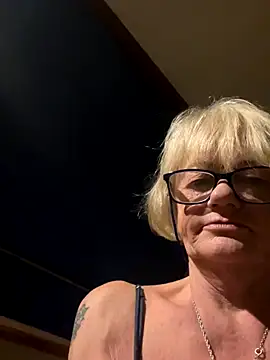 ladyboatlady webcam
