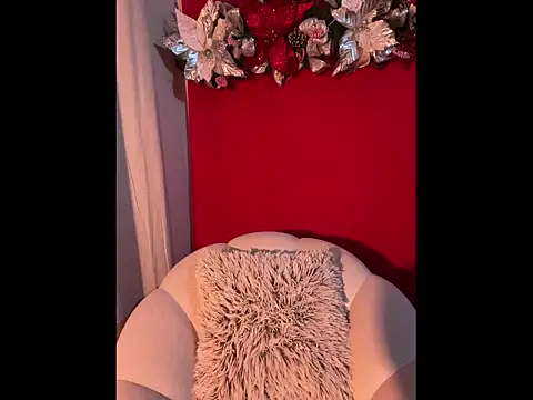 loolla_23 - Loolla_23's free webcam - UK Sex Cams