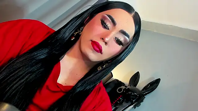 DominaAurumXXX webcam