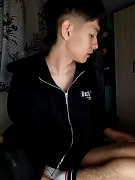 heyy_noah11 (M twink) - Dance hot naked 🤤