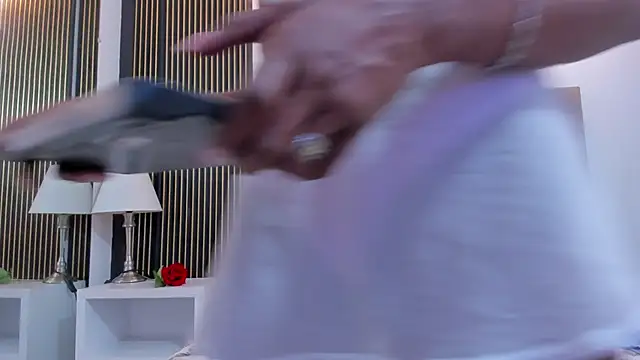 Bella_Rousee_ webcam