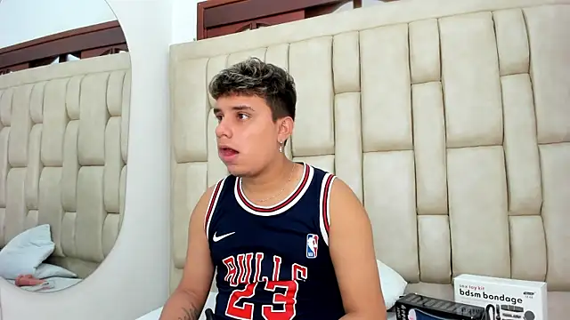 DevilWisp live cam screenshot male from Venezuela on WhoFuck.me — Live Sex Chat & Hookups