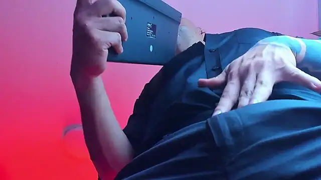 ALPHA_DOMINUS_ webcam