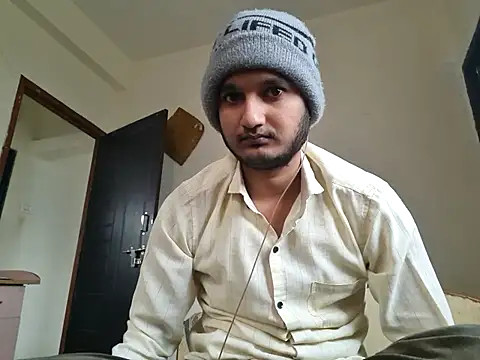 young-hairy-jon webcam