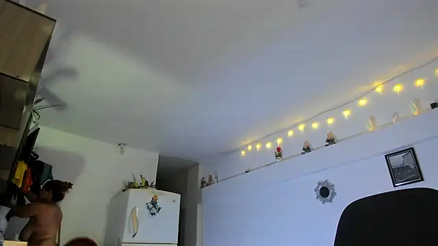 Sinthia_Collins webcam