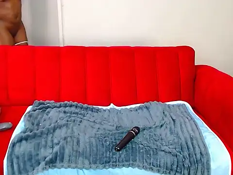 NaughtyVixen25 webcam