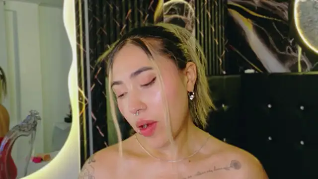 ManuelaVeelez webcam