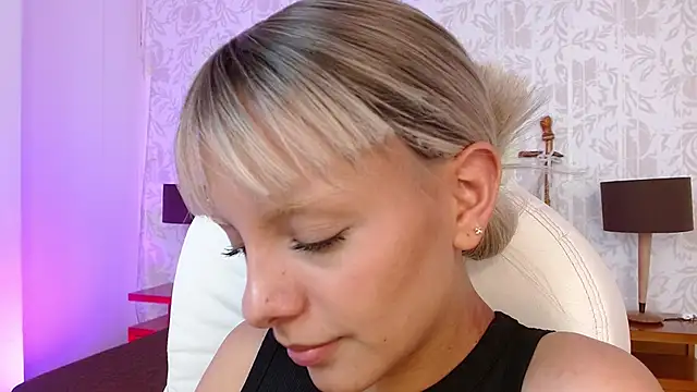 peyton_golden1 webcam