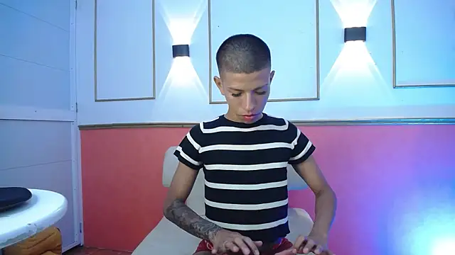 Tessachains_2_ webcam