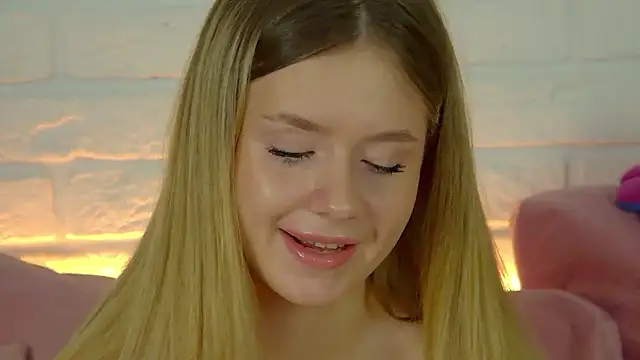 MilanaBalmain webcam