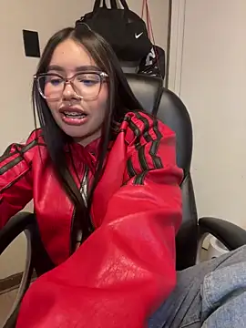 Karina16_pink webcam