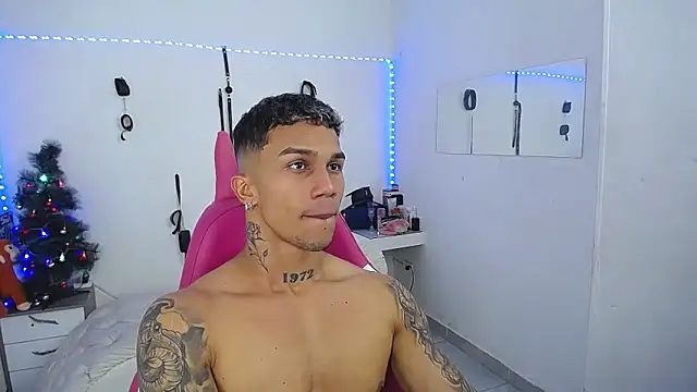 Leonard_Price webcam