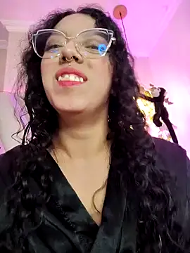 Aurora_Brownn webcam