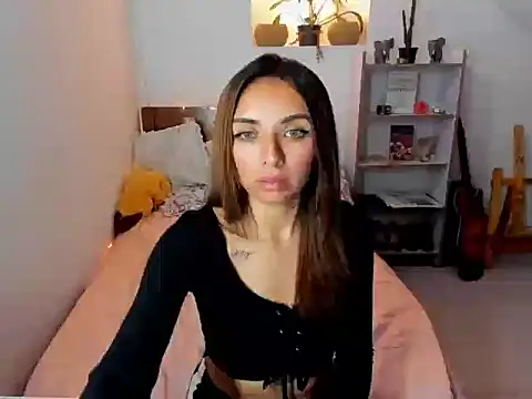 megan_doll2123 webcam