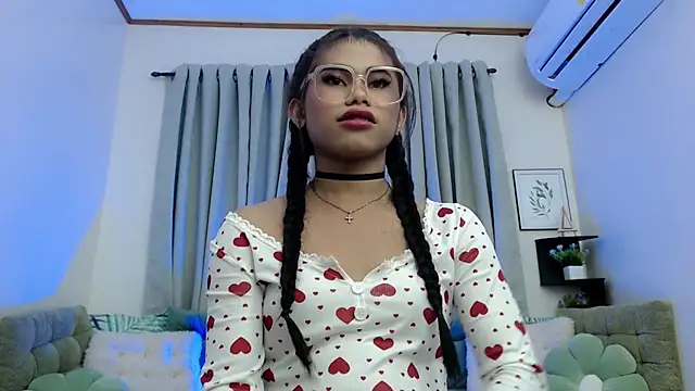 PrettyBlythes_TS webcam