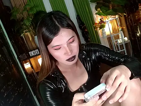 Queen_kendalx19 webcam