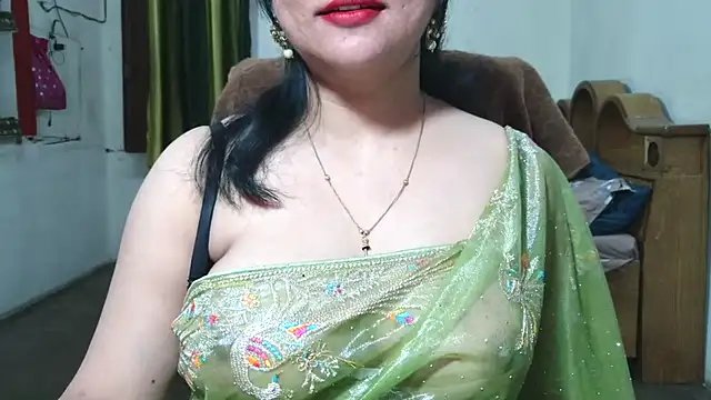 Cute_Mahi22 webcam