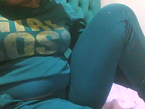 Sexy_Riri webcam stripchat model stream image