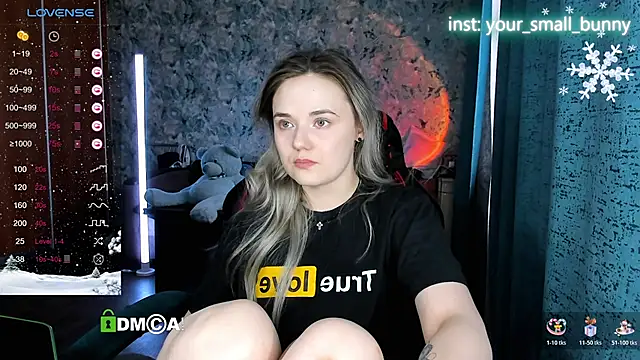 Your_small_bunny webcam