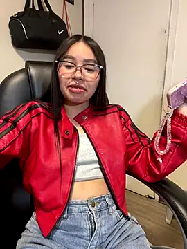 Karina16_pink webcam