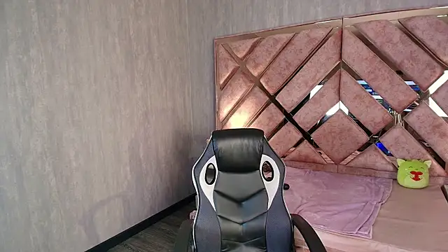 Babyyrasta666 webcam