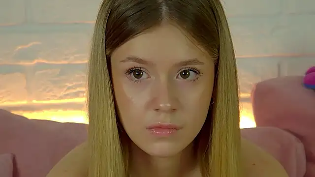 MilanaBalmain webcam