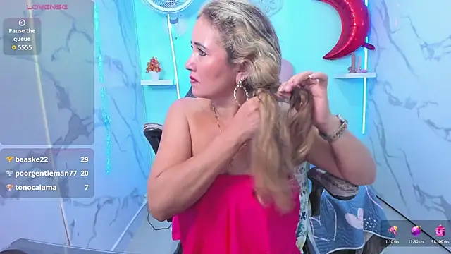 noelia_milf19 webcam