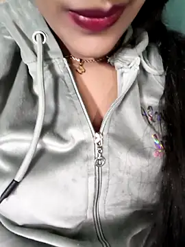 Webcam Model (Eshwari_Chopra)  is live.Free join now!