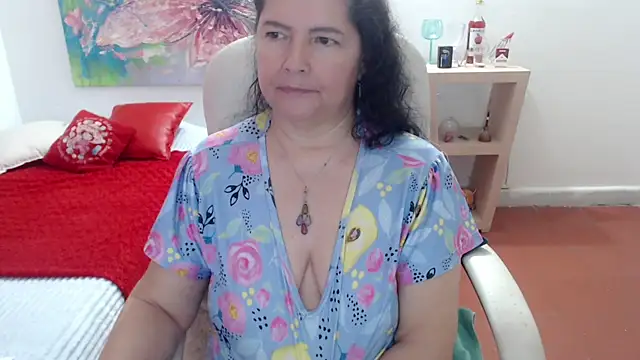 leonela_69 webcam stripchat model stream image