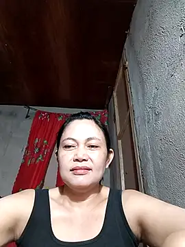 Everleigh_mom webcam