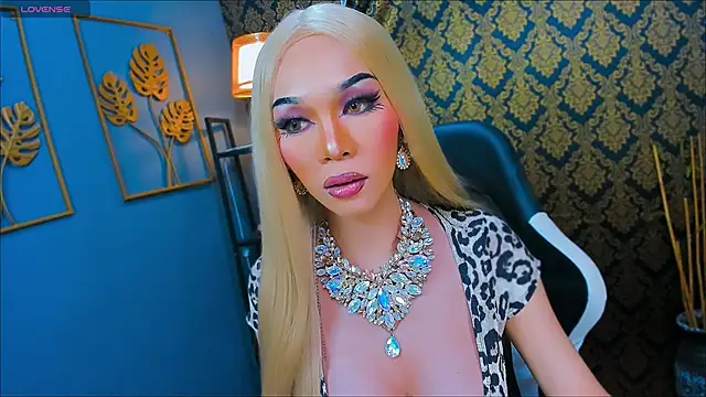 ThaliaWintour webcam